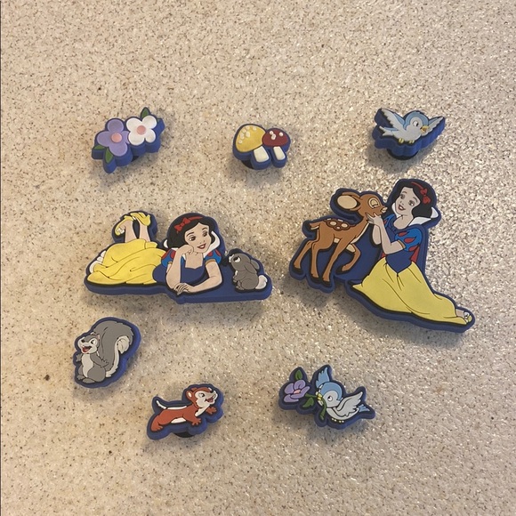 CROCS Shoes - CROCS Disney Princess Snow White Jibbitz